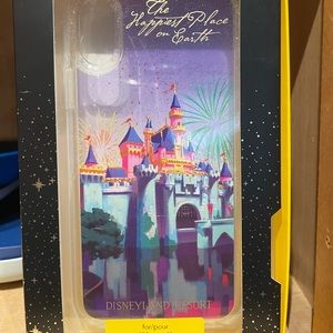 2 IPhone X/Xs Otterbox phone cases